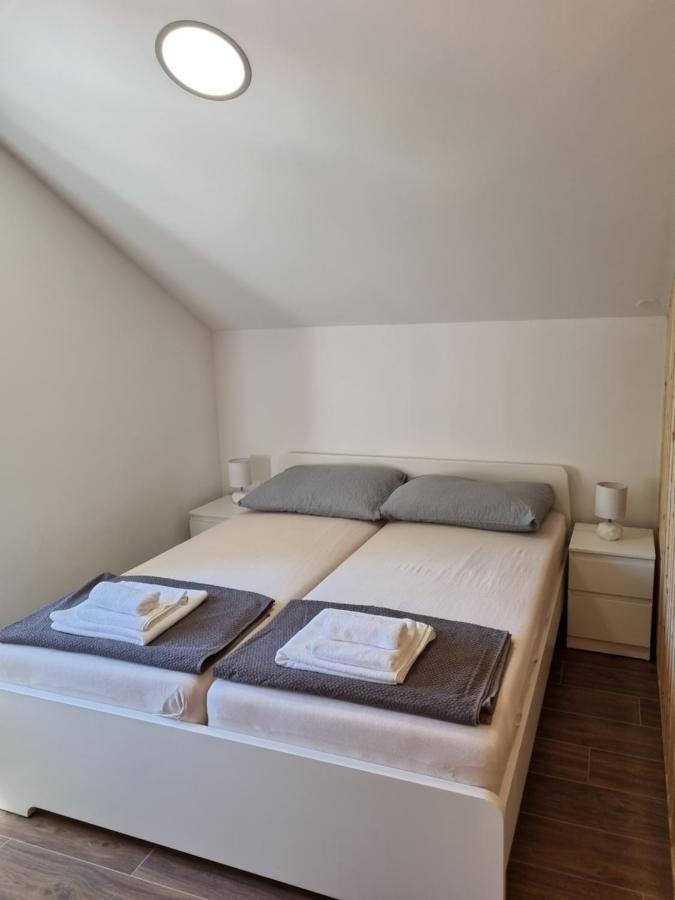 Apartments Jungic, Rab Banjol Exterior foto