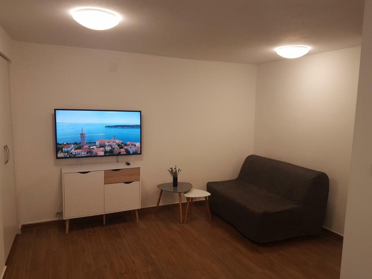 Apartments Jungic, Rab Banjol Exterior foto